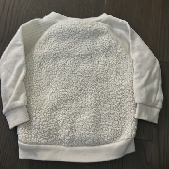 Juicy couture girls sweatshirt size 2t - Picture 3 of 3